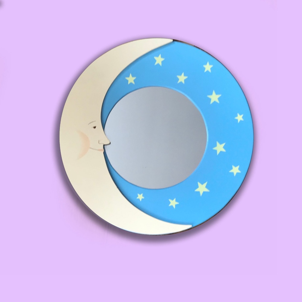 Kid's/Baby room mirror in a smiling moon and sky